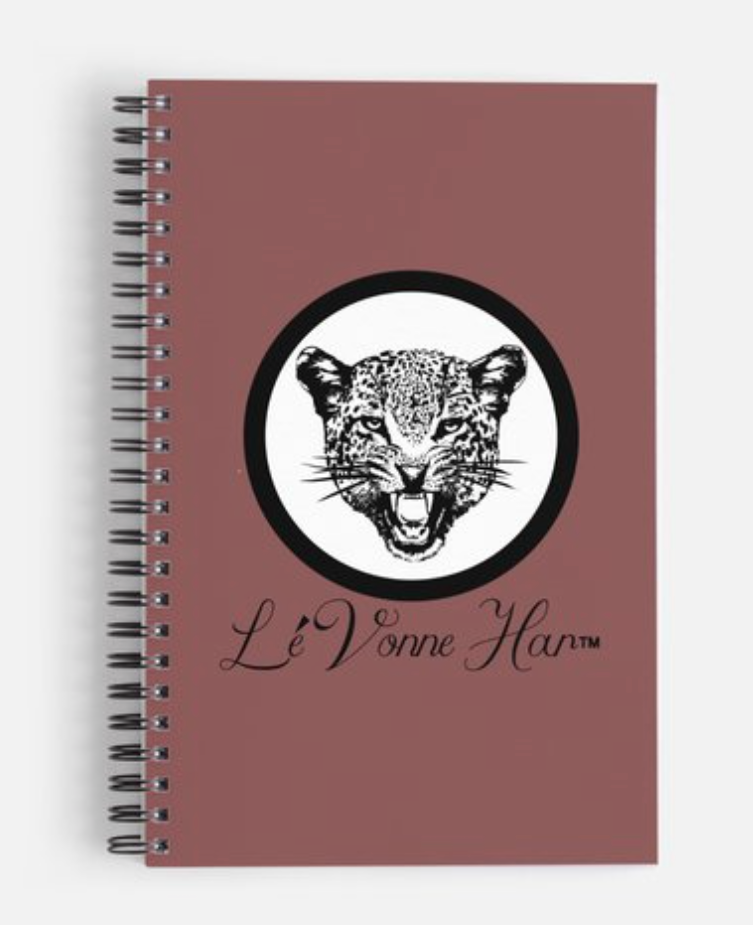 Lé Vonne Har Notebook